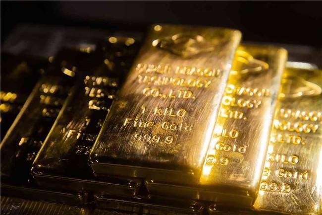 皇御贵金属直击国际金价刷新记录：已破4000大关，黄金市场已炸裂！